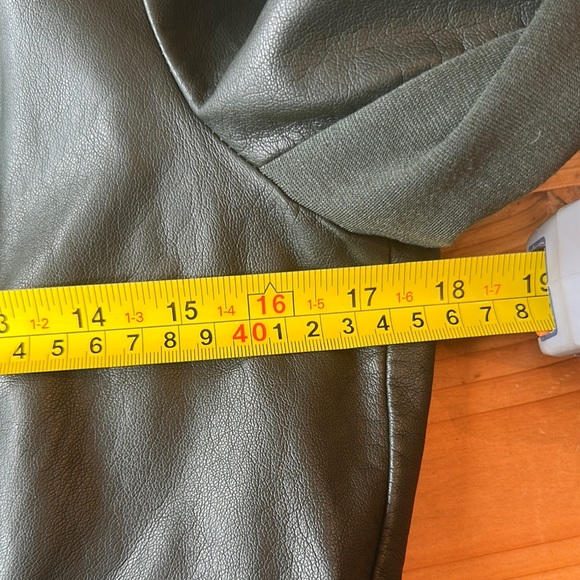 Black Rivet Women’s Faux Green Leather Moto Jacket - Picture 11 of 13